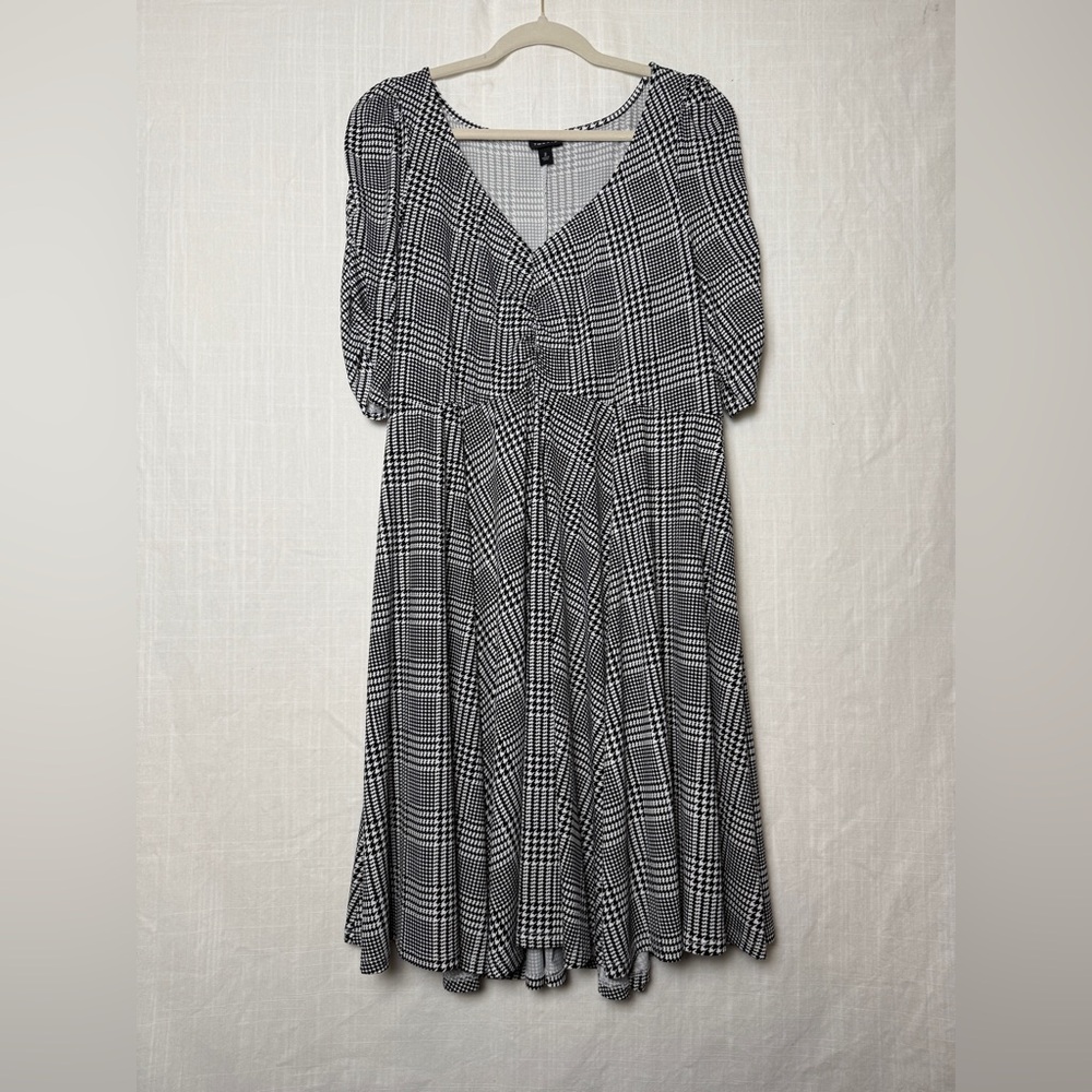 Torrid Mini Studio Knit Cinch Front Skater Dress SZ 2